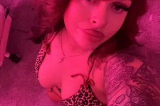 it's freaky friday 💦 cum see y... - Image 3