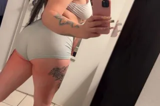 come get all of this perfectio... - Image 3