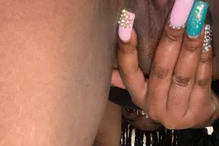 6'1" Sex Goddess - 38 - Image 2
