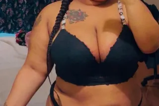 Sexy Big Booty Red Bone 💦🍑 - 2... - Image 2
