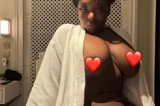 Hot Foxy Roxy 🥰❤1000% real ❤🥰 ... - Image 1
