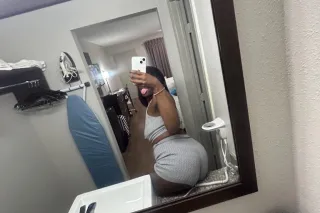 FREAKY Fine Slutty Blacc THROAT GOAT 🍫💦THICK IN ALL THE RIGHT PLACES ✅️COME SEE BOUT IT🐐Outcalls/Cardates available - Image 5