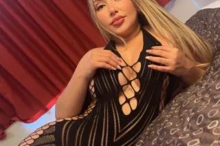 hermosa colombiana pelirubia por tu zona ve a disfrutar de un rico momento ven a cojerme como tu saves papi 🥰 - Image 5