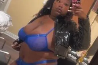 Facetime Specials!!📸 Huge BooB... - Image 1