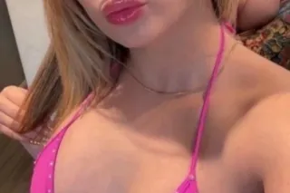 Linda colombiana nueva aqui en... - Image 2
