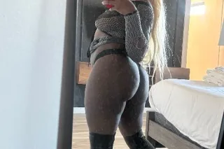 Incall & Outcall Available 📲💕 - Image 4