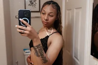 🔥CREOLE GODDES 🧜🏼♀ PRETTY THIC... - Image 1