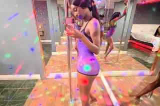 🥂OUTCALLS w/ Sexyyy Slim Barbi... - Image 2