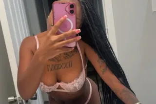 PETITE BARB🫦💕 out call special... - Image 1