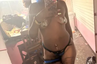 EBONY ONLYFANS MODEL 👀 to MAKE U C💦M 🍑🍫 - Image 8