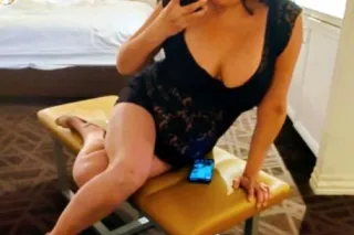 GOOD GIRL RENEE IS IN TOWN!! -... - Image 1