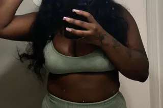 NEW INTOWN HERE FOR A GOODTIME💦🍑SOAKINGWET💦👅🍫in and outcall - Image 8