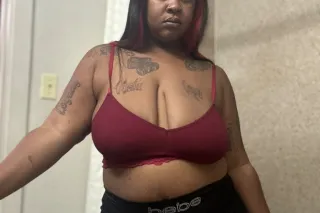 IN WICHITA RIGHT NOW WANNA CUM... - Image 3