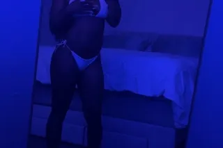 THEE NATURAL BADDIE!! 🤎💋👅 OUTC... - Image 2