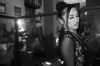 Funsize thick curvy latina - 2... - Image 4