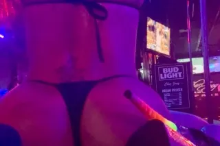 CUM RELEASE SOME PRESSUREEE💎💦🌊... - Image 1