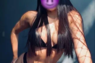Sexy latina lista para ti escr... - Image 3