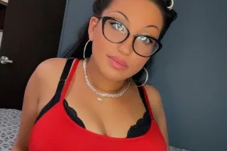 Stacy Upscale 💎 - 38 - Image 1
