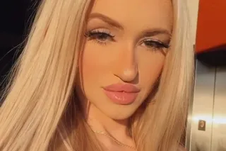 😈💦 SEXY PETITE BLONDE FRIDAY NIGHT FUN 💦😈 - Image 5
