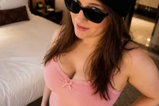 Your New Favorite Escape 💋 😘 - Image 1