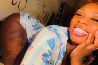 Pretty😍 w/ a soft lil booty🍑IN... - Image 1