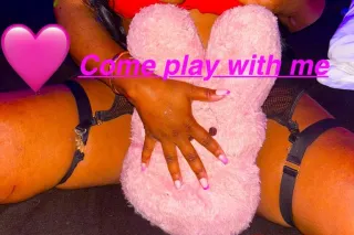 OUTCALL available🌹😈👅😘 - Image 8