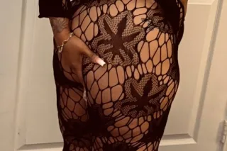 ✨Hey Babe Happy Thursday🥂 - 30 - Image 1