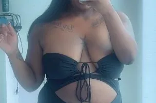 🔥 Hot Ebony Vibe in Town – Don... - Image 1