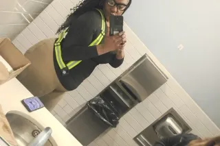 single , ready to mingle 🤷🏾♀ - Image 1