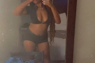 OLDER MEN WANTED 💰❤CAR DATE AND PICK UP - Image 1