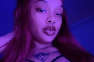 PRETTY WET MAMI - Image 5