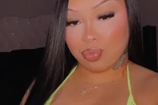 Sexy Latina ⭐ Cum See The Best... - Image 4