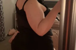 Your love awaits - 18 - Image 4