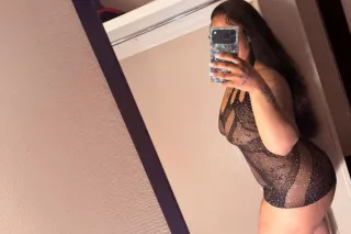 I SUPPORT NATIONAL WHORE DAY 🫦 Discreet INCALL, OUTCALL & CARPLAY - Image 4