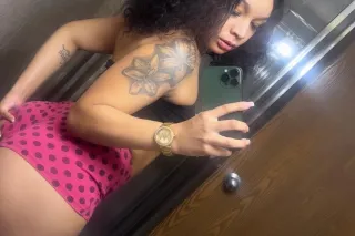 NOTHING BARE incall only - 26 - Image 1