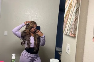 𝐓𝐇𝐈𝐂𝐊 ᴀɴᴅ 𝐏𝐑𝐄𝐓𝐓𝐘 🤫🤪🅤🅡 🅢🅔🅒🅡🅔🅣🅢 ... - Image 1