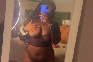 .......good morinnn...im horny... - Image 1