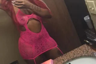 🔥💦Cum go fed with this head or between these legs 🦵make ya run 4 yo bread 🍞 - Image 3