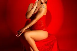 Guatemalan Sex Goddess 🇬🇹💦 Sof... - Image 1