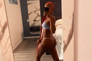 😝😝#RENEGADE 🤝🏾 let's FUCK 😘😘😘🤣🤣🤣😝 - Image 1