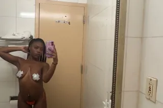 4'9 funsize barbie💦⭐ - Image 8