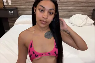 Sweet & Petite - Image 3