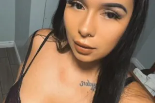 YOUR FAVORTITE LATINA IN TOWN🇲... - Image 2