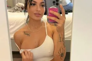 Sexy thick tight pussy star (T... - Image 3