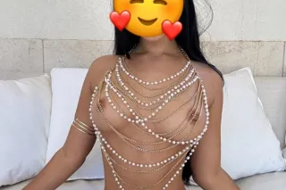 LATINA AVAILABLE GIRL SEXY 24/... - Image 3