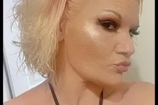 MISS HOLLY FROST Big Booty Blonde small waist no taste - Image 9