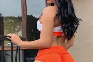 🫦 Pretty , Petite, & Playful 🫦 - Image 3