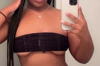 Young thick and juicy country ... - Image 1