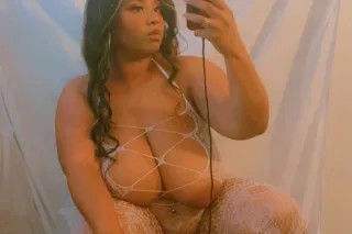 NEW GIRL IN TOWN 💋SPECIALS$$💋COME PLAY WITH MY MELONS💋 - Image 6