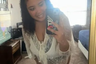 cum try me im real sweat 😍pret... - Image 1